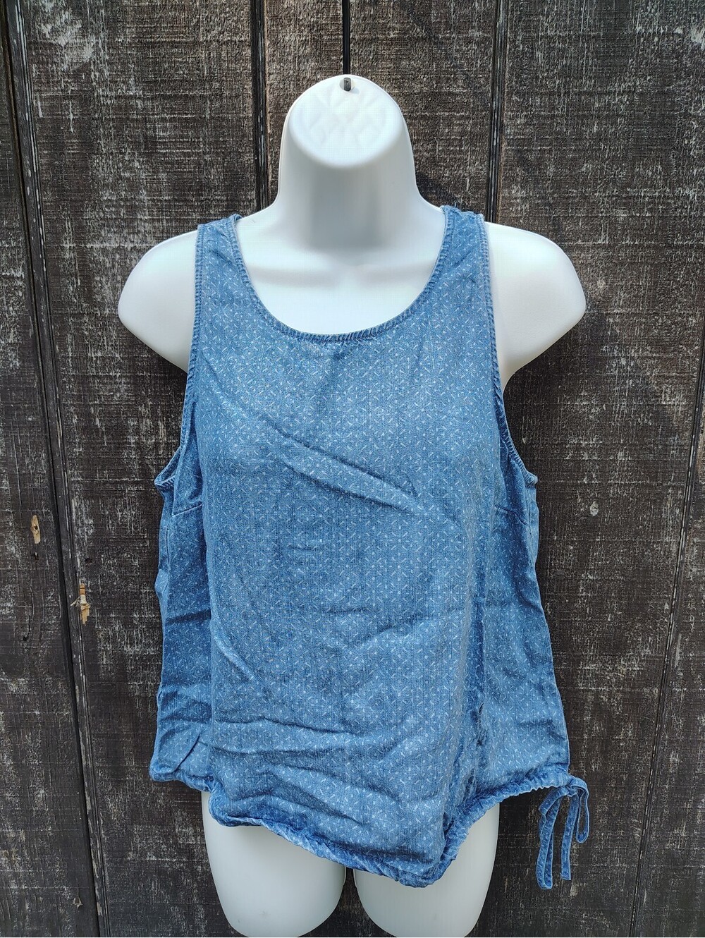 Universal Thread Top